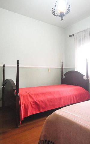Apartamento à venda com 213m², 4 quartos e 3 vagasquarto 2