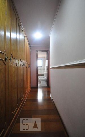 Apartamento à venda com 213m², 4 quartos e 3 vagasarmário da suíte 2