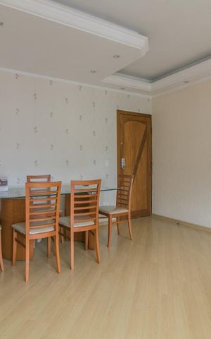 Apartamento à venda com 80m², 3 quartos e 1 vaga Apartamento à venda com 80m², 3 quartos e 1 vagaSala