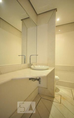 Apartamento à venda com 480m², 4 quartos e 4 vagaslavabo