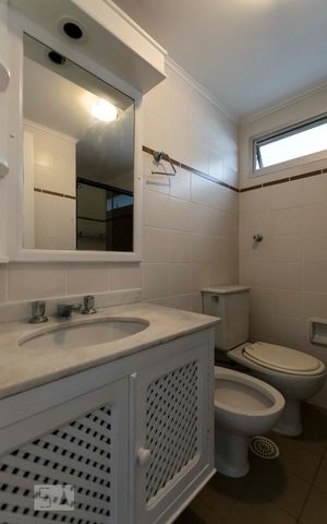 Apartamento para alugar com 101m², 3 quartos e 2 vagasBanheiro social