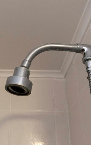 Apartamento para alugar com 101m², 3 quartos e 2 vagasQuarto 3 - Suíte/ Banheiro (Chuveiro)