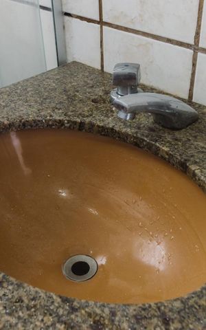 Studio à venda com 30m², 1 quarto e sem vaga Studio à venda com 30m², 1 quarto e sem vagaBanheiro Pia