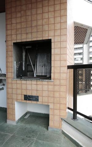 Apartamento à venda com 80m², 2 quartos e 2 vagasvaranda