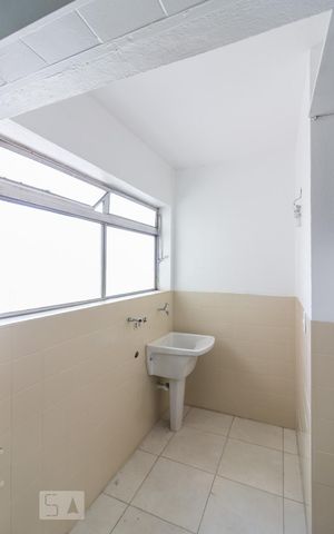 Apartamento à venda com 75m², 3 quartos e 1 vaga Apartamento à venda com 75m², 3 quartos e 1 vagaÁrea de serviço