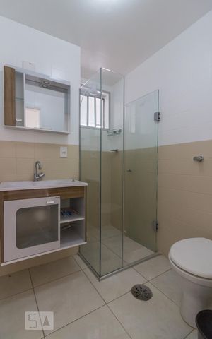 Apartamento à venda com 75m², 3 quartos e 1 vaga Apartamento à venda com 75m², 3 quartos e 1 vagaBanheiro