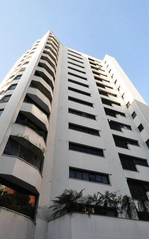 Apartamento à venda com 380m², 4 quartos e 6 vagasfachada