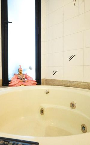 Apartamento à venda com 380m², 4 quartos e 6 vagasdetalhe do banheiro suíte 3