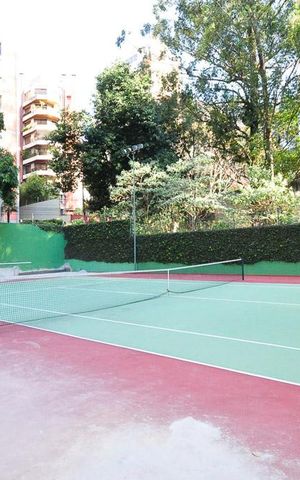 Apartamento à venda com 380m², 4 quartos e 6 vagasquadra
