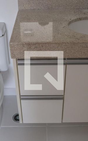 Apartamento para alugar com 95m², 2 quartos e 2 vagas Apartamento para alugar com 95m², 2 quartos e 2 vagasBanheiro da Suíte 2