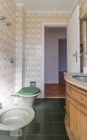 Apartamento para alugar com 100m², 2 quartos e 1 vaga Apartamento para alugar com 100m², 2 quartos e 1 vagaBanheiro