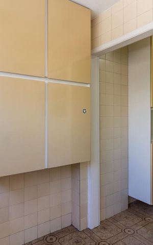 Apartamento para alugar com 100m², 2 quartos e 1 vaga Apartamento para alugar com 100m², 2 quartos e 1 vagaÁrea de serviço