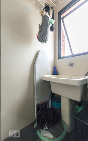 Apartamento à venda com 45m², 1 quarto e 1 vaga Apartamento à venda com 45m², 1 quarto e 1 vagaÁrea de serviço