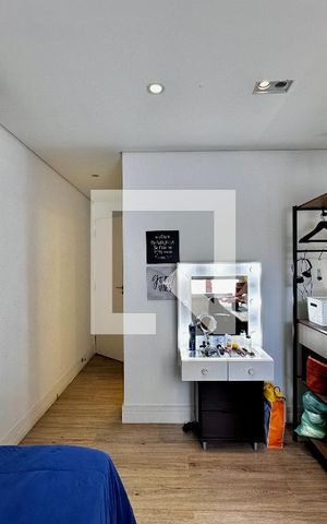 Casa de condomínio à venda com 399m², 4 quartos e 5 vagas Casa de condomínio à venda com 399m², 4 quartos e 5 vagasSuíte 4