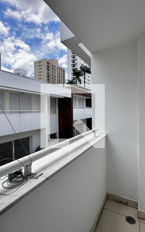 Casa de condomínio à venda com 399m², 4 quartos e 5 vagas Casa de condomínio à venda com 399m², 4 quartos e 5 vagasSacada Suíte 2 e 3