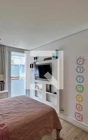 Casa de condomínio à venda com 399m², 4 quartos e 5 vagas Casa de condomínio à venda com 399m², 4 quartos e 5 vagasSuíte 2
