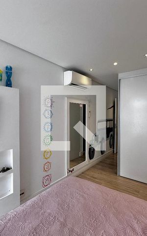 Casa de condomínio à venda com 399m², 4 quartos e 5 vagas Casa de condomínio à venda com 399m², 4 quartos e 5 vagasSuíte 2