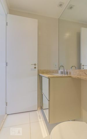 Apartamento à venda com 141m², 2 quartos e 2 vagas Apartamento à venda com 141m², 2 quartos e 2 vagasBanheiro do Quarto 2 (suite)