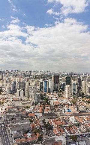 Apartamento à venda com 141m², 2 quartos e 2 vagas Apartamento à venda com 141m², 2 quartos e 2 vagasVista