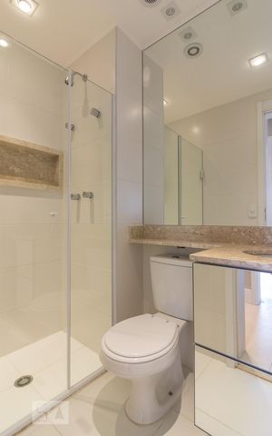 Apartamento à venda com 141m², 2 quartos e 2 vagas Apartamento à venda com 141m², 2 quartos e 2 vagasBanheiro