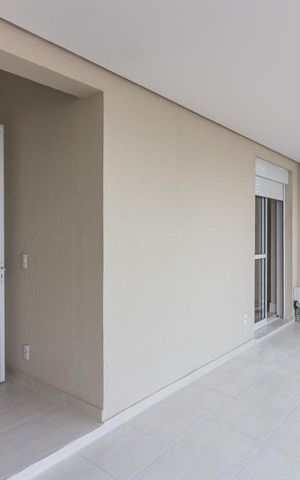 Apartamento à venda com 141m², 2 quartos e 2 vagas Apartamento à venda com 141m², 2 quartos e 2 vagasVaranda