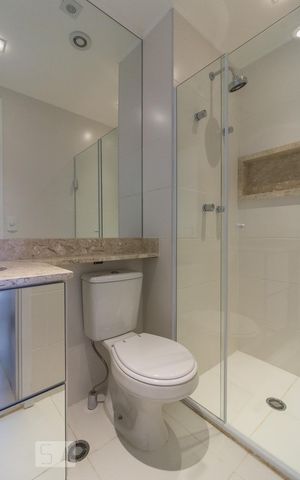 Apartamento à venda com 141m², 2 quartos e 2 vagas Apartamento à venda com 141m², 2 quartos e 2 vagasBanheiro do Quarto 2 (suite)