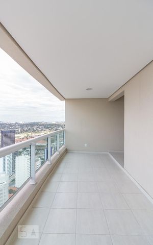 Apartamento à venda com 141m², 2 quartos e 2 vagas Apartamento à venda com 141m², 2 quartos e 2 vagasVaranda