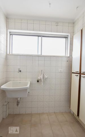Apartamento para alugar com 70m², 2 quartos e 1 vagaLavanderia