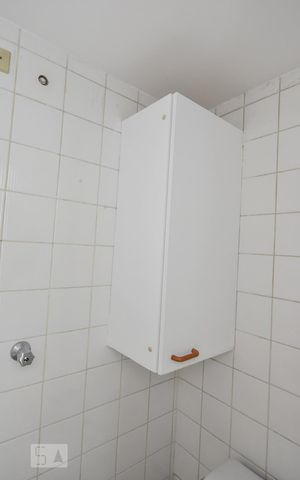 Apartamento para alugar com 70m², 2 quartos e 1 vagaBanheiro de Serviços