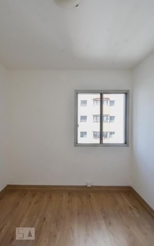 Apartamento para alugar com 70m², 2 quartos e 1 vagaQuarto 01