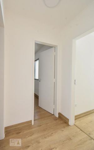 Apartamento para alugar com 70m², 2 quartos e 1 vagaCorredor