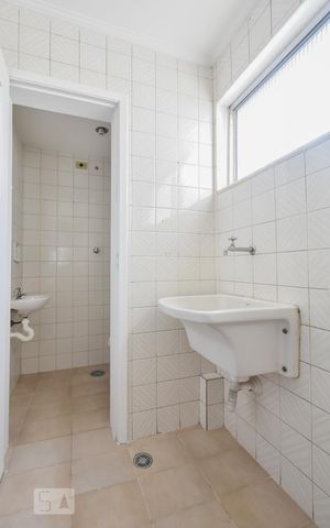 Apartamento para alugar com 70m², 2 quartos e 1 vagaLavanderia