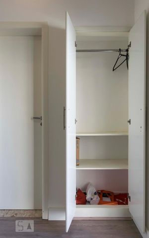 Studio para alugar com 28m², 1 quarto e sem vagaKitnet (Armários)