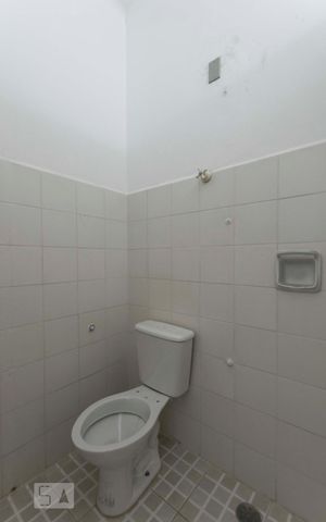 Casa para alugar com 180m², 3 quartos e 1 vaga2o. Andar - Banheiro