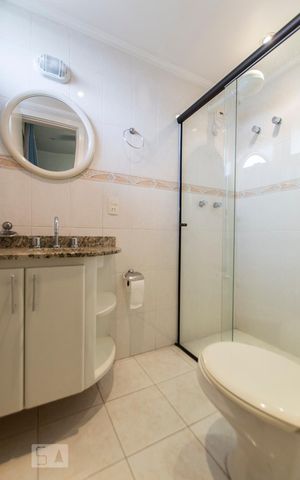 Apartamento à venda com 651m², 4 quartos e 4 vagas Apartamento à venda com 651m², 4 quartos e 4 vagasBanheiro da suíte 2