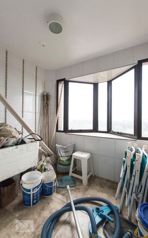Apartamento à venda com 651m², 4 quartos e 4 vagas Apartamento à venda com 651m², 4 quartos e 4 vagasÁrea da cobertura