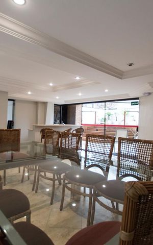 Apartamento à venda com 651m², 4 quartos e 4 vagas Apartamento à venda com 651m², 4 quartos e 4 vagasSalão de festas