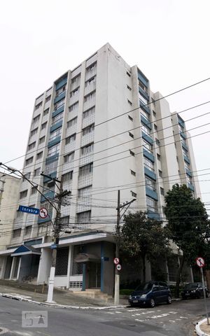 Apartamento para alugar com 106m², 2 quartos e 1 vagaFachada
