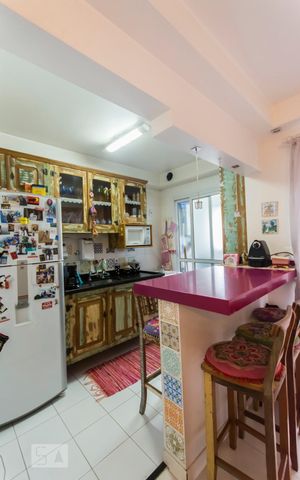 Apartamento à venda com 62m², 2 quartos e 1 vagaCozinha