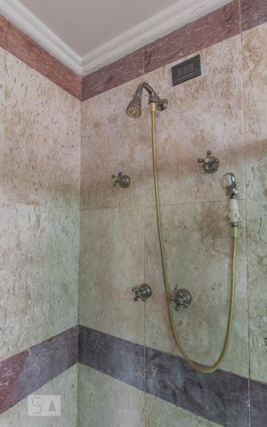 Apartamento para alugar com 280m², 4 quartos e 3 vagas Apartamento para alugar com 280m², 4 quartos e 3 vagasBanheiro Suite 1