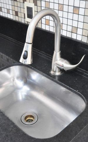 Apartamento à venda com 85m², 2 quartos e 2 vagasdetalhe da cozinha