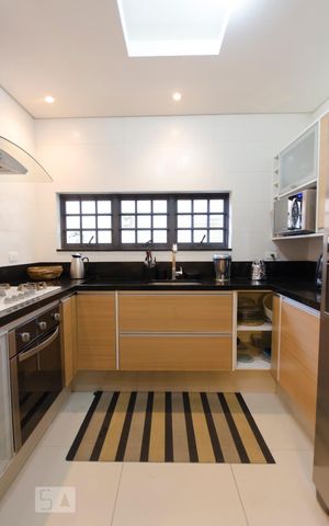 Casa à venda com 240m², 3 quartos e 1 vagaCozinha