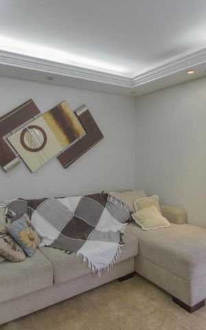 Apartamento à venda com 147m², 3 quartos e 3 vagas Apartamento à venda com 147m², 3 quartos e 3 vagasSala