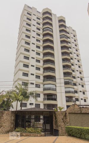 Apartamento à venda com 147m², 3 quartos e 3 vagas Apartamento à venda com 147m², 3 quartos e 3 vagasFachada
