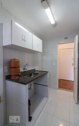 Apartamento para alugar com 50m², 1 quarto e sem vaga Apartamento para alugar com 50m², 1 quarto e sem vagaCozinha
