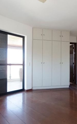 Apartamento à venda com 128m², 3 quartos e 2 vagasSuíte