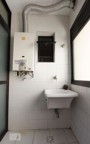 Apartamento para alugar com 65m², 2 quartos e 1 vagaLavanderia
