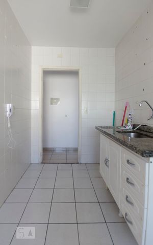 Apartamento para alugar com 65m², 2 quartos e 1 vagaCozinha