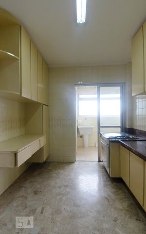 Apartamento à venda com 70m², 2 quartos e 1 vagaCozinha
