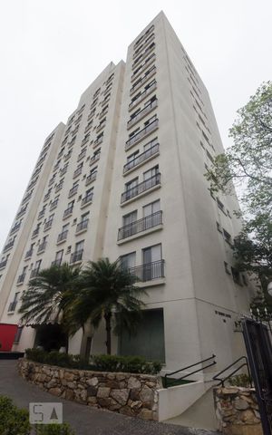 Apartamento à venda com 70m², 2 quartos e 1 vagaFachada